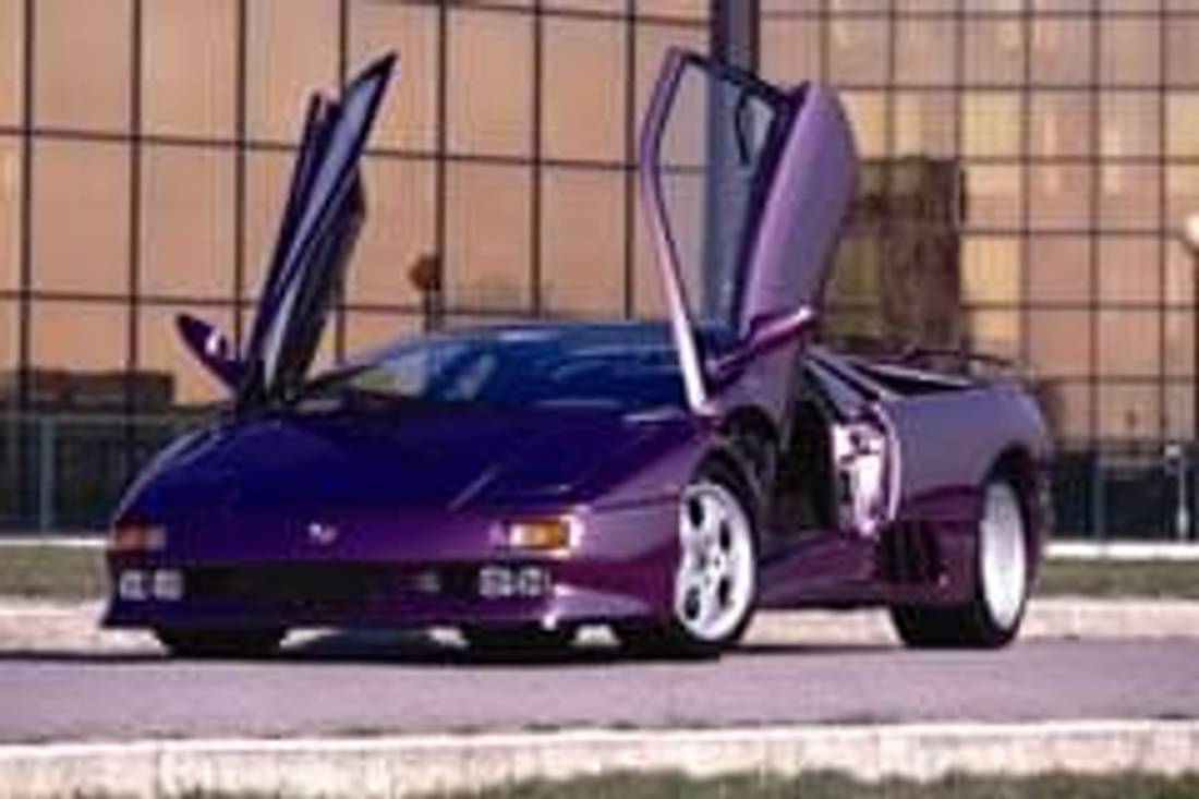 Lamborghini Diablo din lateral