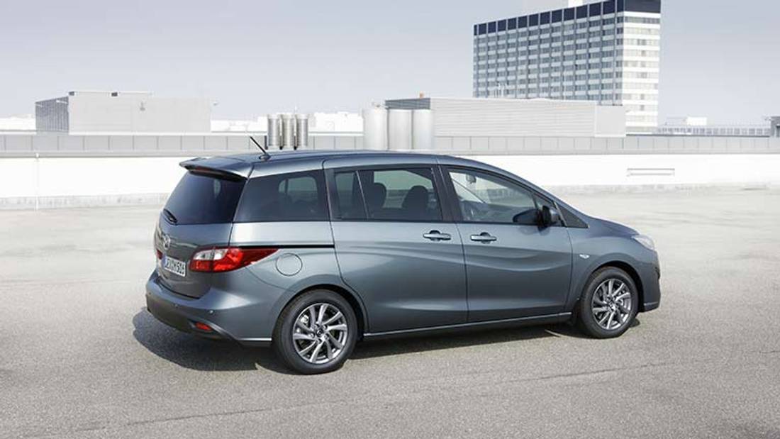 Mazda 5 vedere din lateral