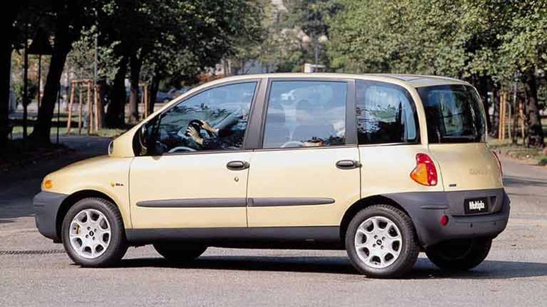 Fiat Multipla vedere din lateral