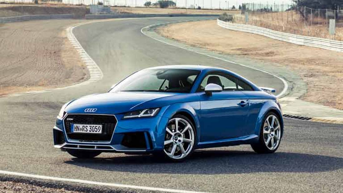 Audi TT vedere din fata