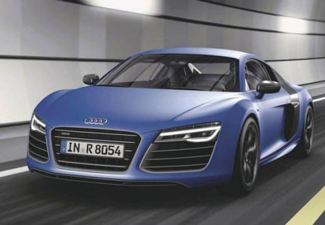Audi R8 albastru faţă