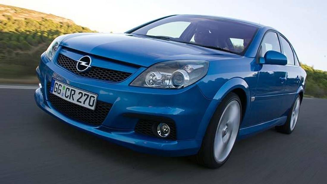 Opel Vectra C albastru