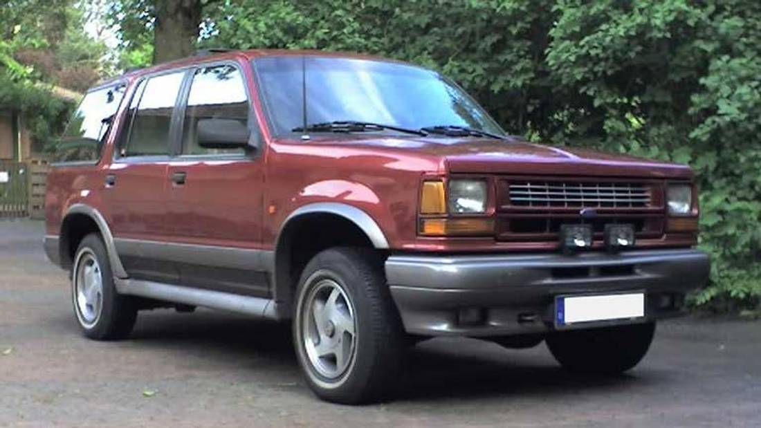 Ford Explorer model vechi