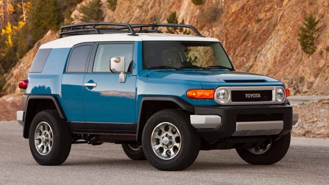 Toyota FJ Cruiser vedere din fata