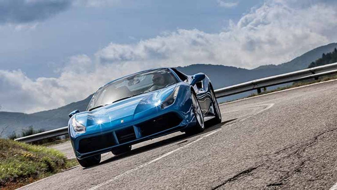 Ferrari 488 GTB vedere din fata