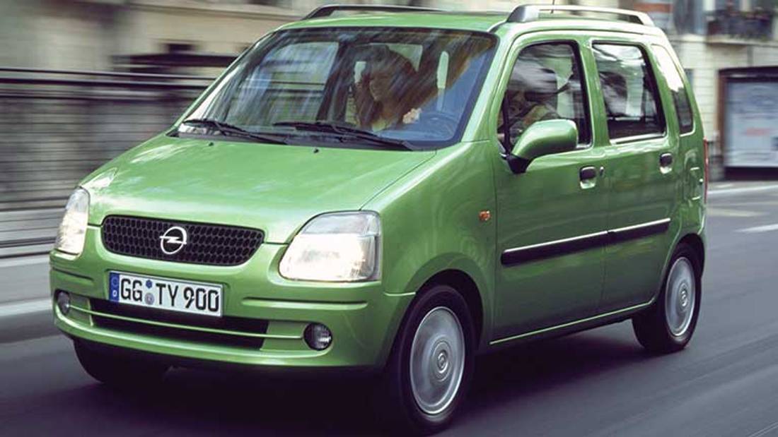 opel Agila vedere din fata