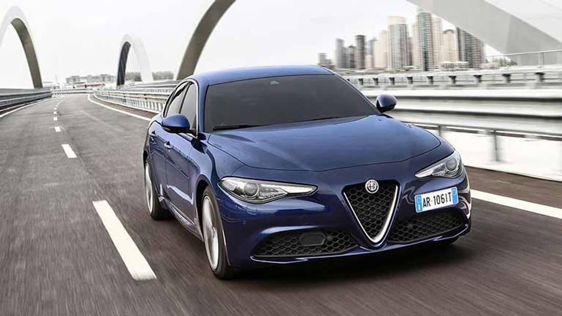 vedere din exterior Alfa Romeo Giulia