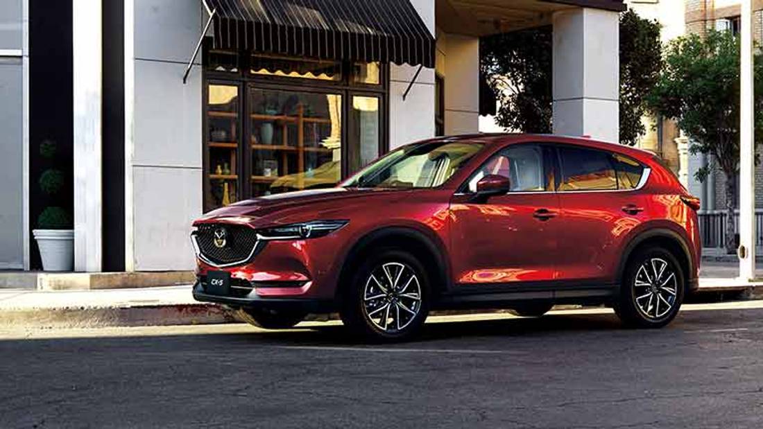 Mazda CX-5 privita din lateral