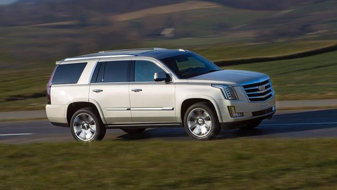 Cadillac Escalade vedere din lateral