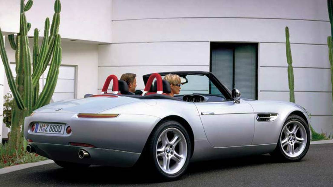 BMW Z8 vedere din spate