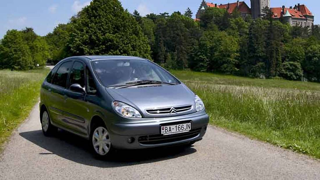 Citroen Xsara Picasso privit din fata