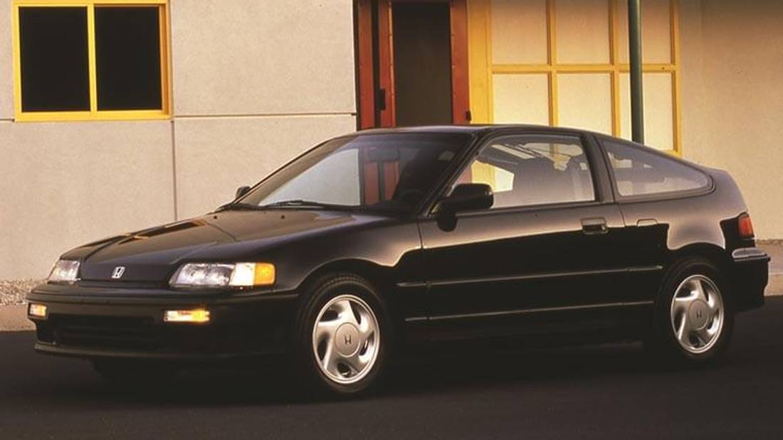 Honda CRX vedere din lateral