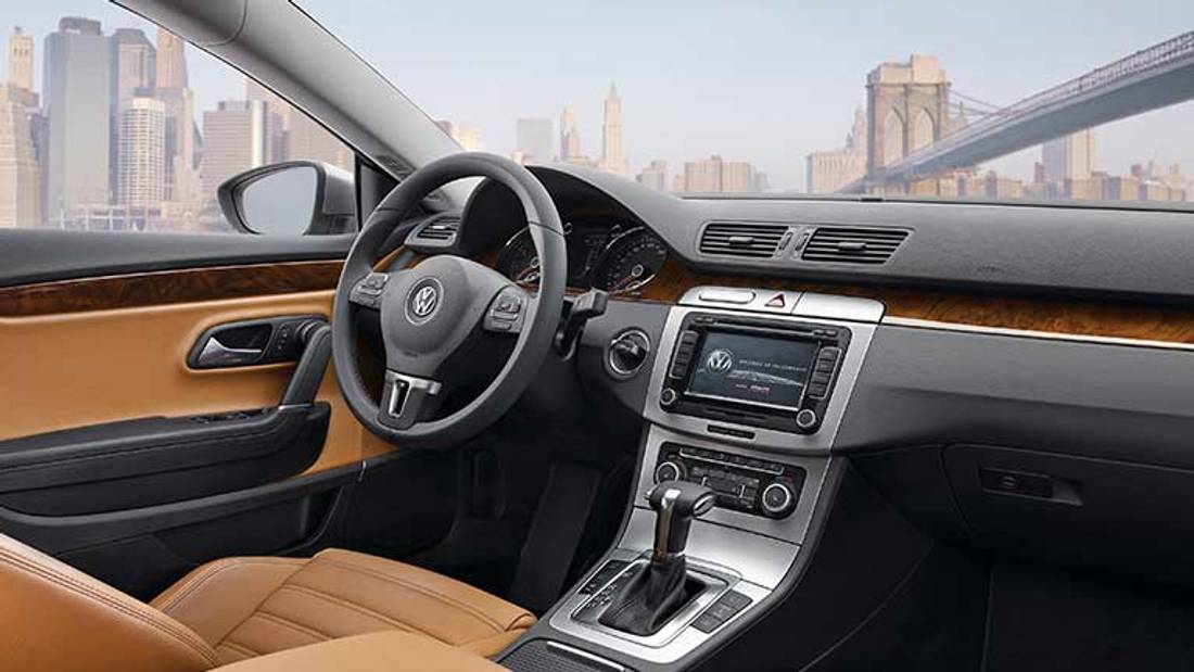interiorul Volkswagen Passat CC