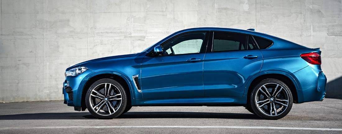 BMW X6 M privit din lateral