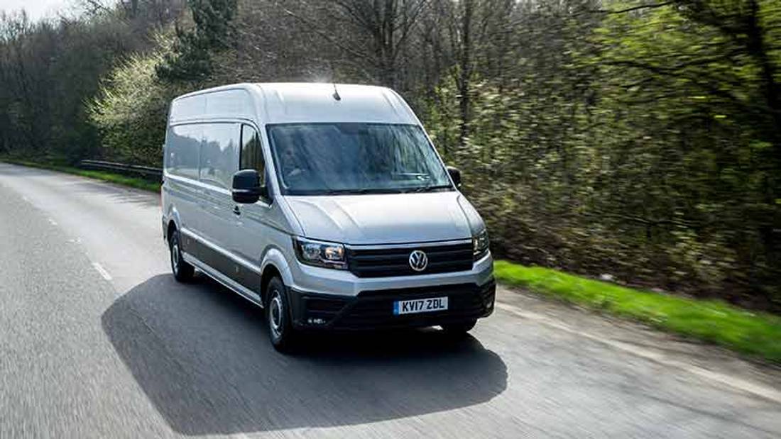 Volkswagen Crafter privit din fata