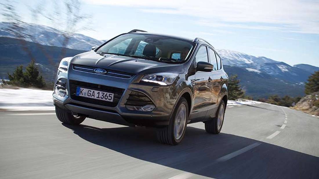 Ford Kuga privit din fata