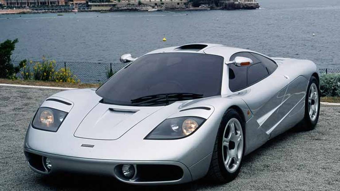 McLaren F1 din fata