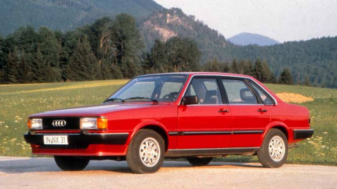 Audi 80 vedere din exterior