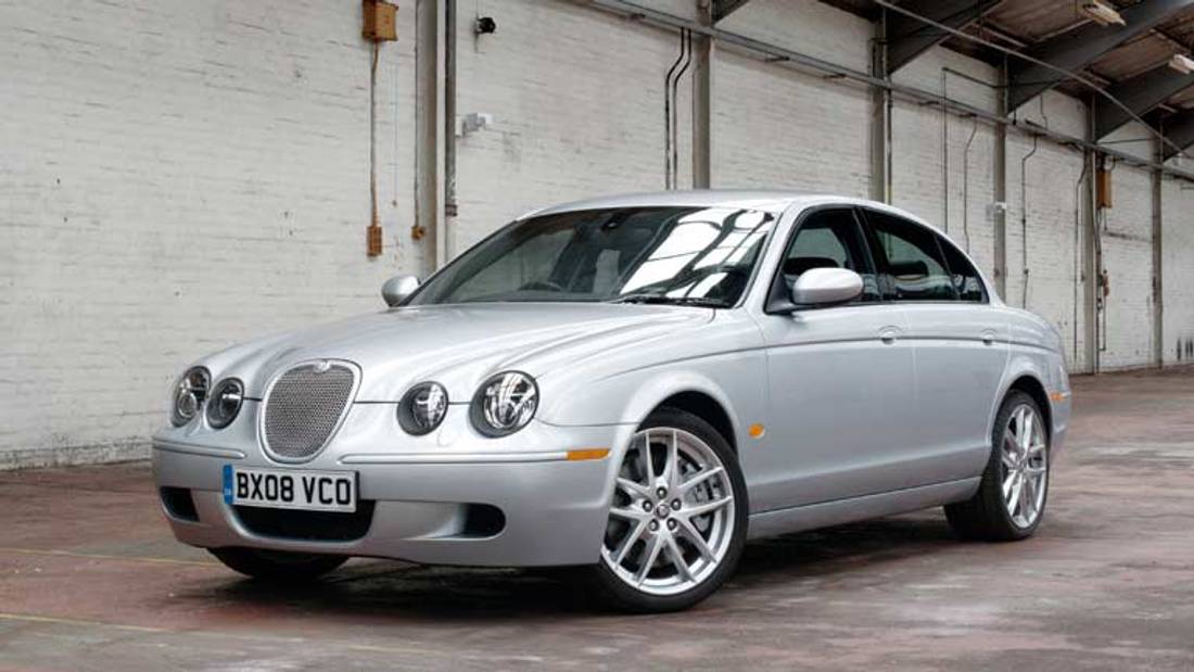 Jaguar S-Type vedere din fata