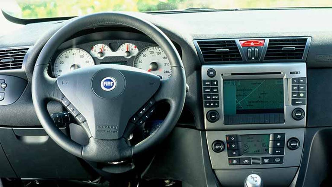 Fiat Stilo interior