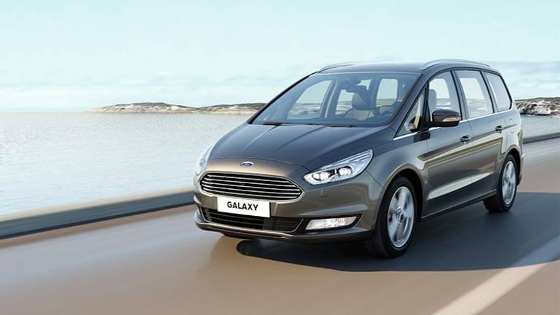 Ford Galaxy vedere din fata