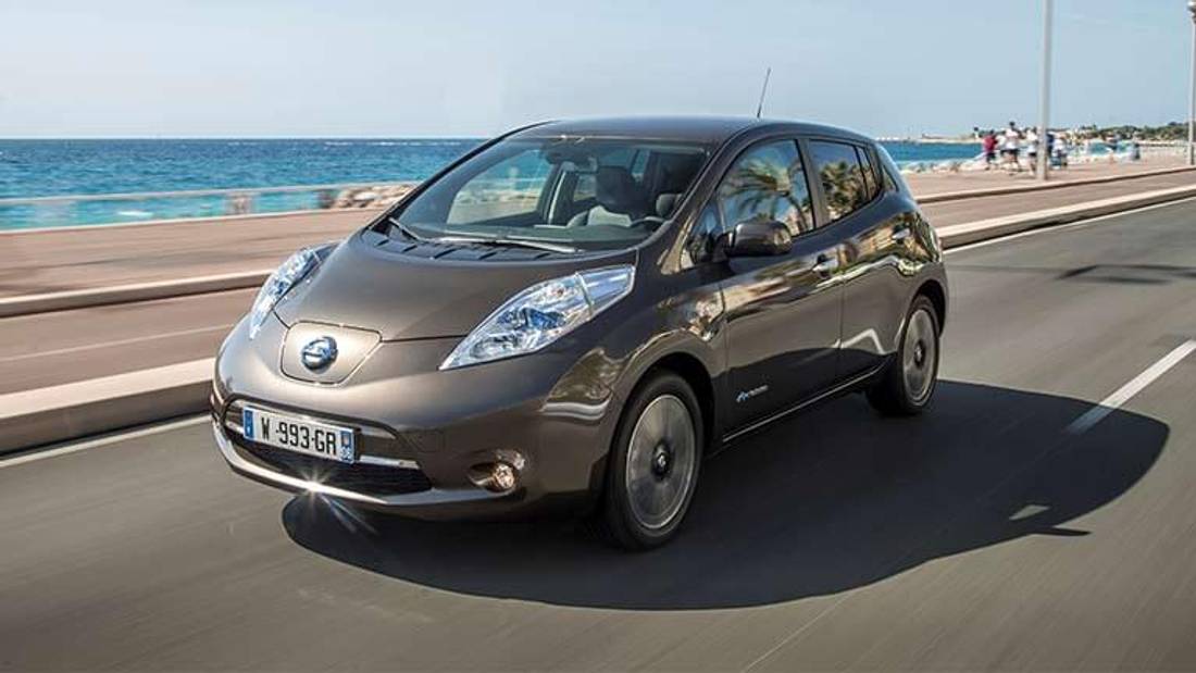 Nissan Leaf vedere din fata