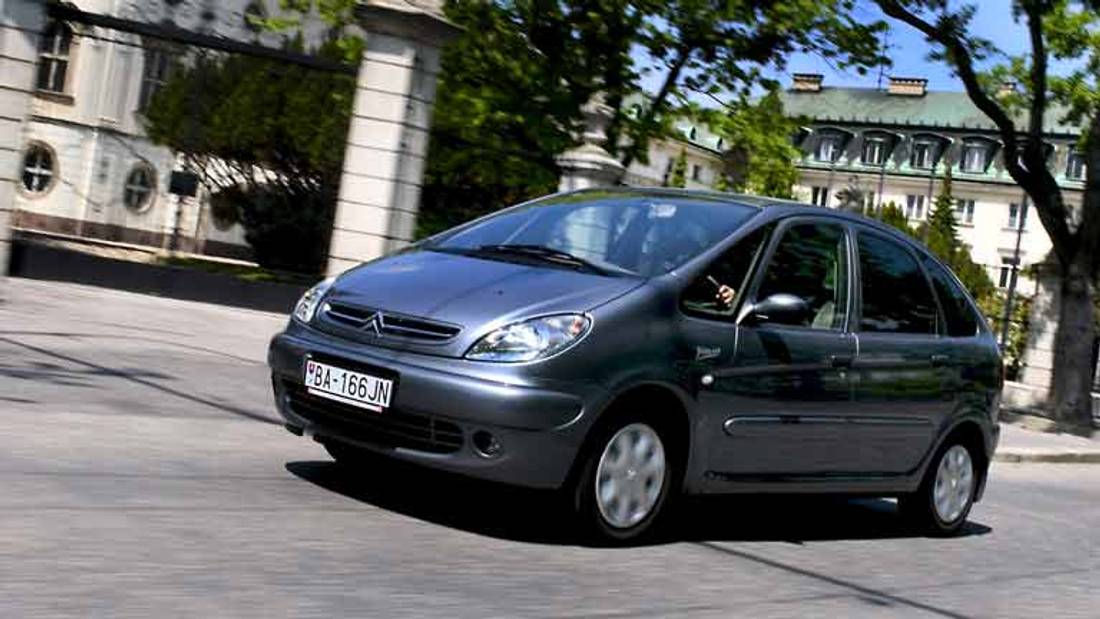 Citroen Xsara Picasso privit din lateral