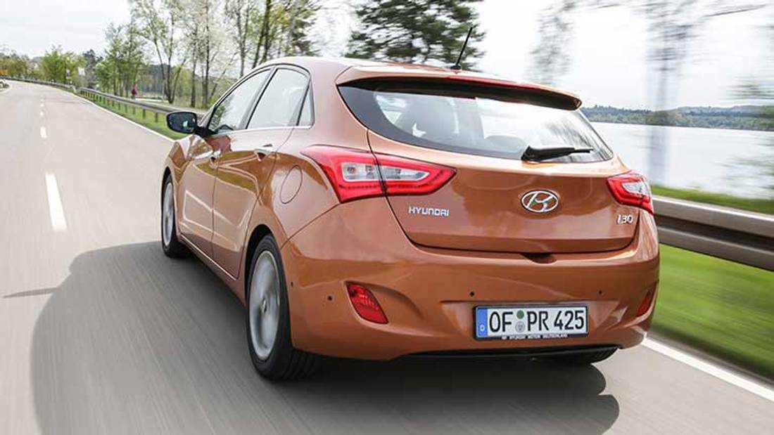 Hyundai i30 vedere din spate