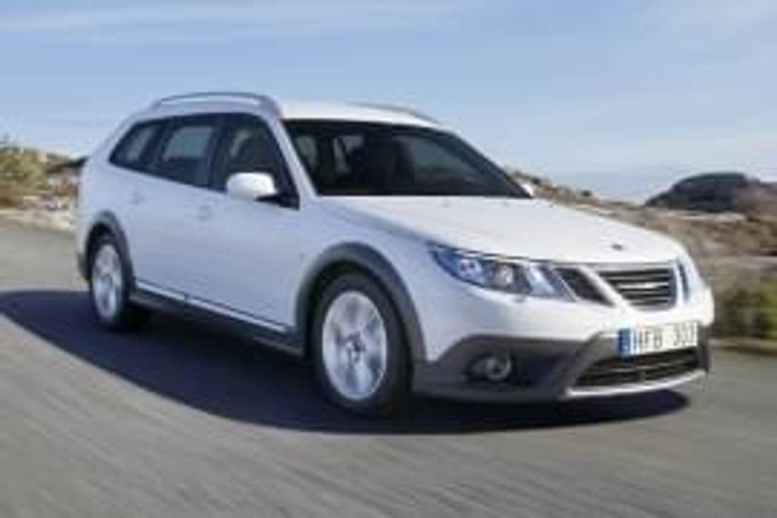 Saab 9-3X privit din faţă