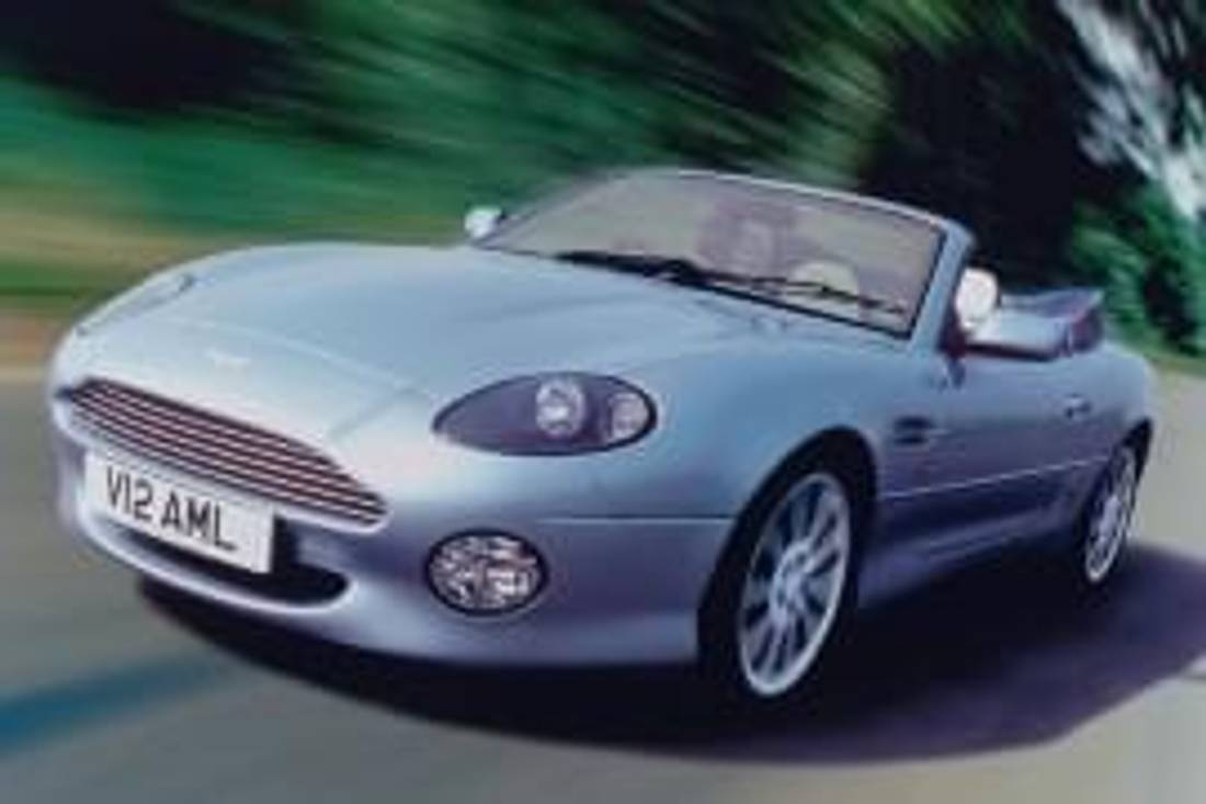 Aston Martin DB7 din față