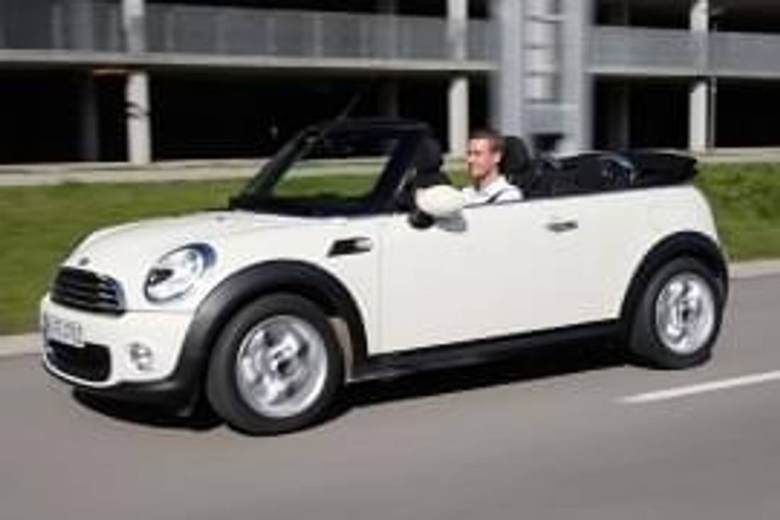 Mini Cabrio din lateral