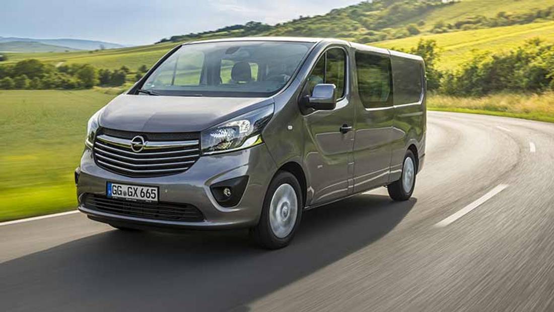 Opel Vivaro din fata