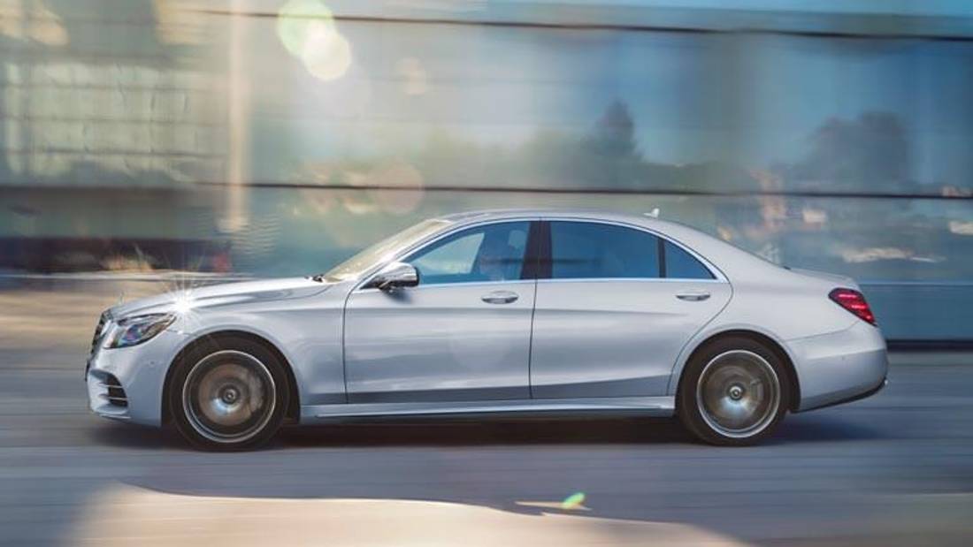 Mercedes S Class vedere din lateral