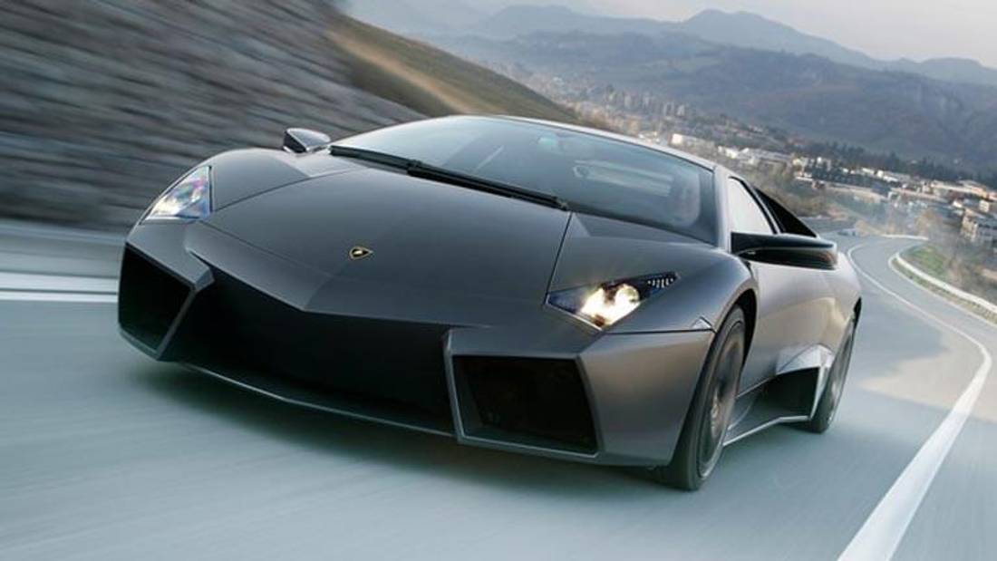 vedere din fata Lamborghini Reventon