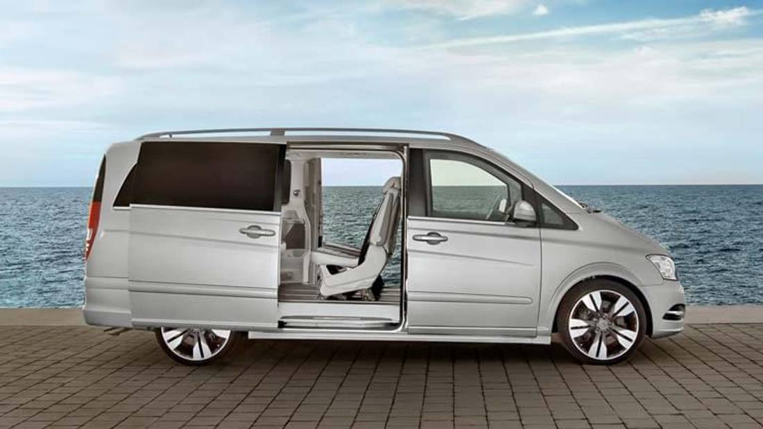 Mercedes Viano privit din lateral