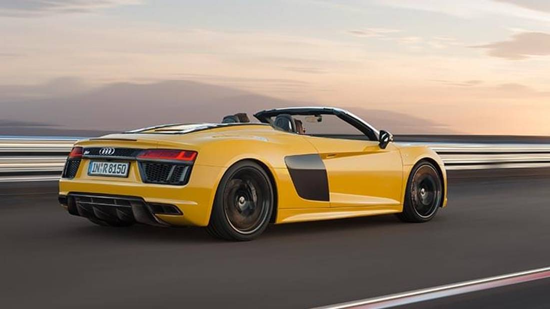 Audi R8 privit din lateral