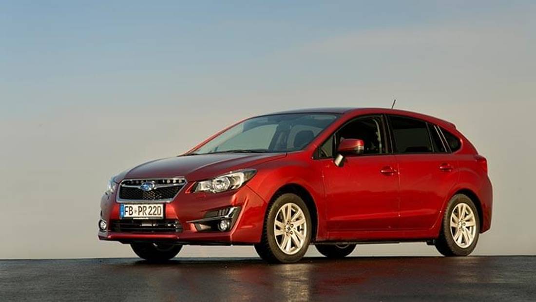 vedere fata Subaru Impreza 