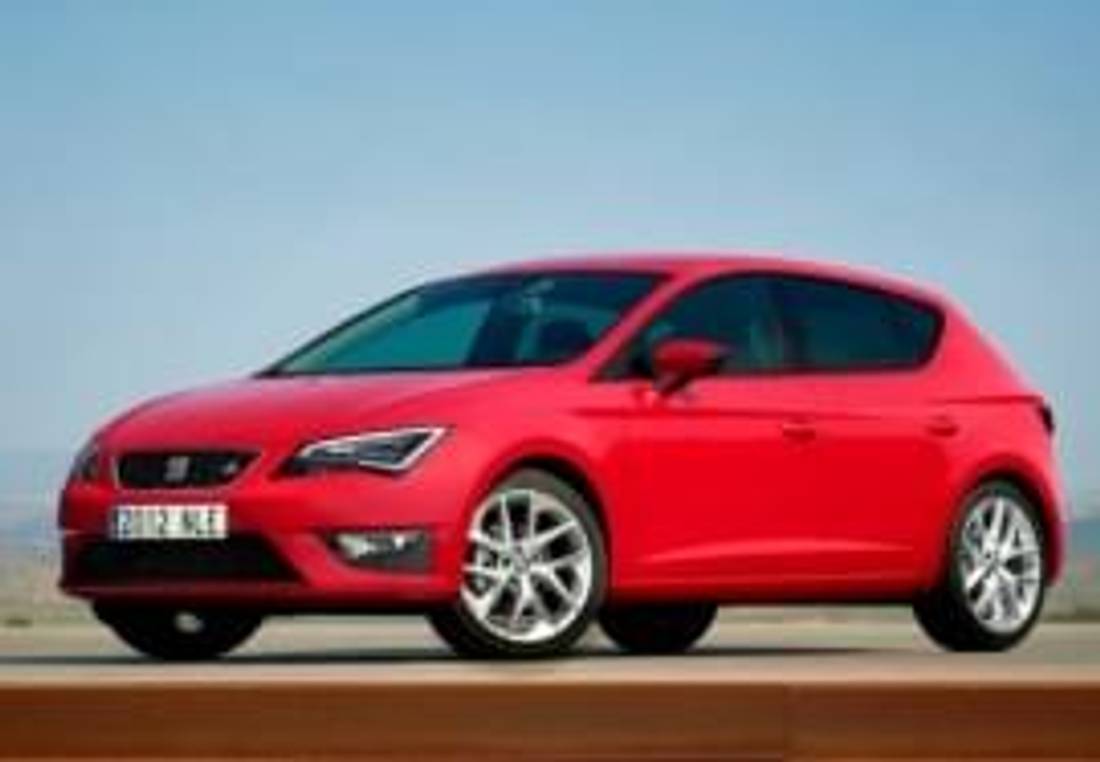 SEAT Leon din față