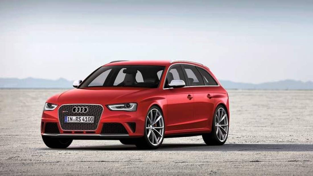 Audi RS4 Avant vedere din fata